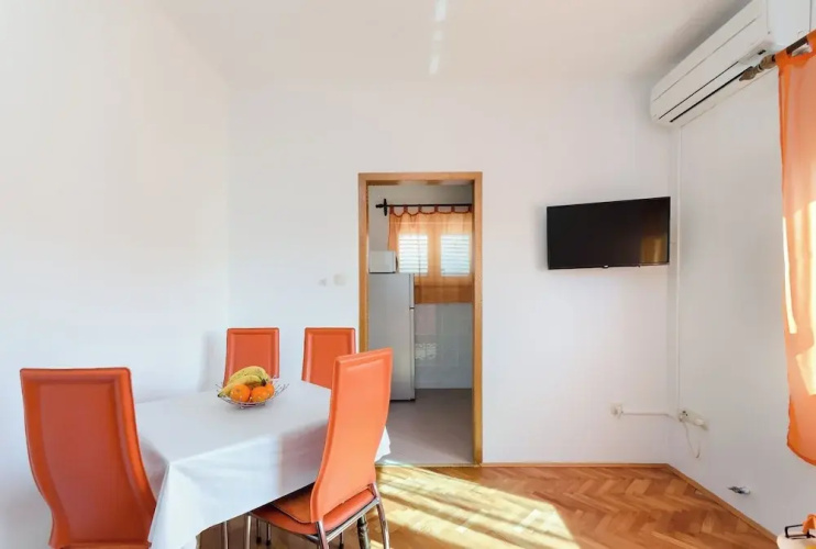 Apartments Mirjana B