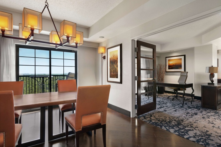 Embassy Suites by Hilton Grapevine DFW Airport North photo 7
