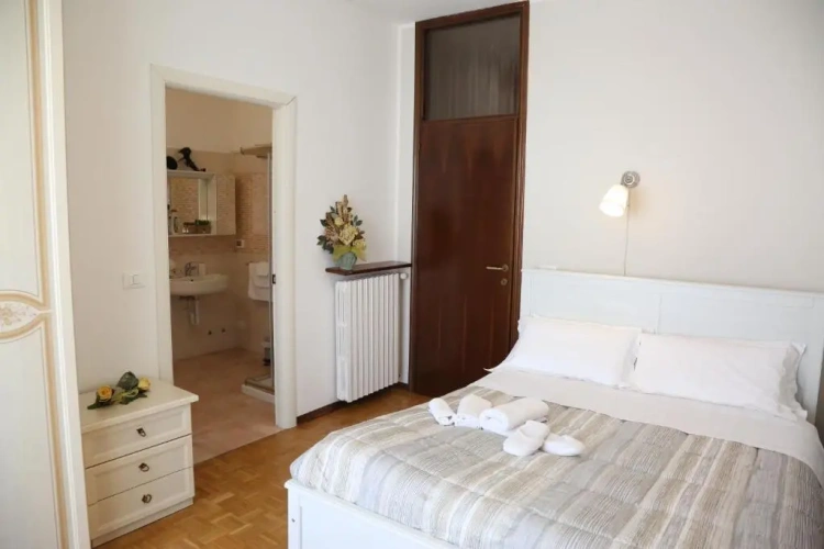 Standard Double room with balcony