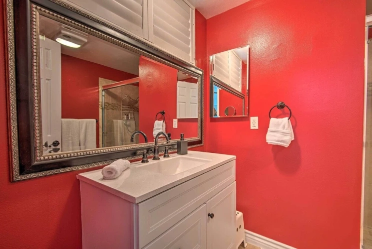 3 Bedrooms Cottage