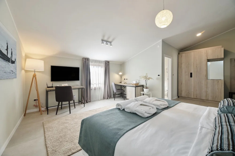 Al Porto Suites