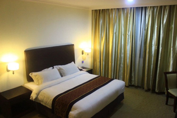 Aglow Hotel Harbor Bay Batam