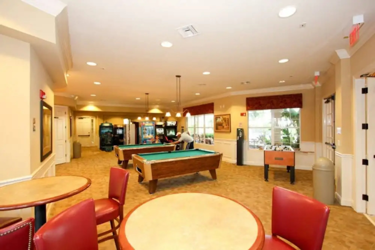 4012 Vista Cay