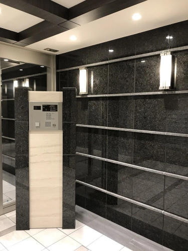 HR Front Regal Namba West