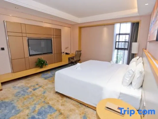 Deluxe Family Suite