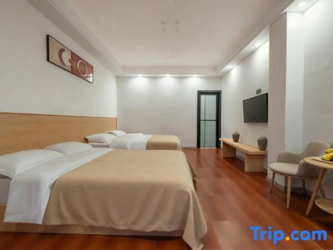 Standard Twin Family room