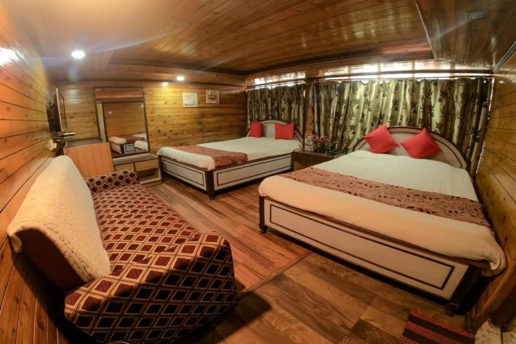 Deluxe Family room