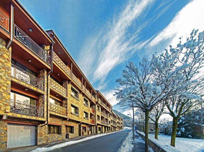 Twin Apartment