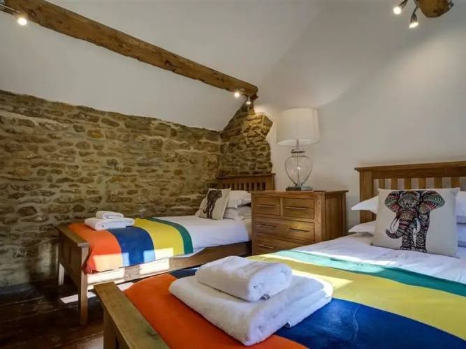 Hollytree Cottage