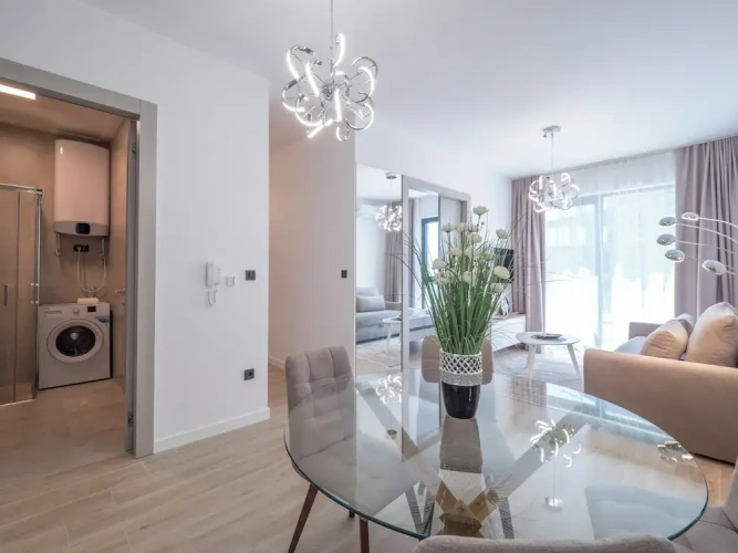 1 Bedroom Apartment