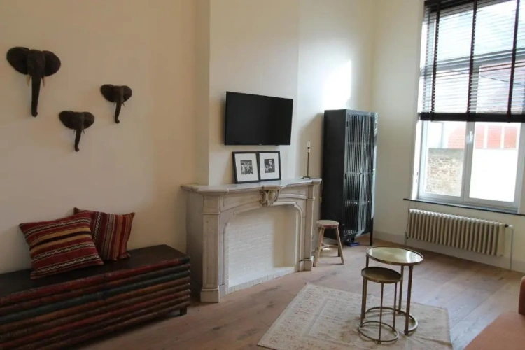Apartment with balcony