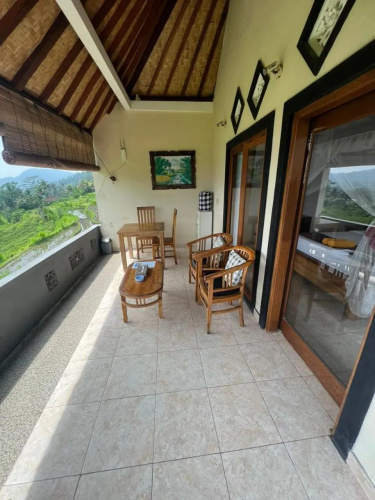 Bukit Luah Sidemen Guesthouse