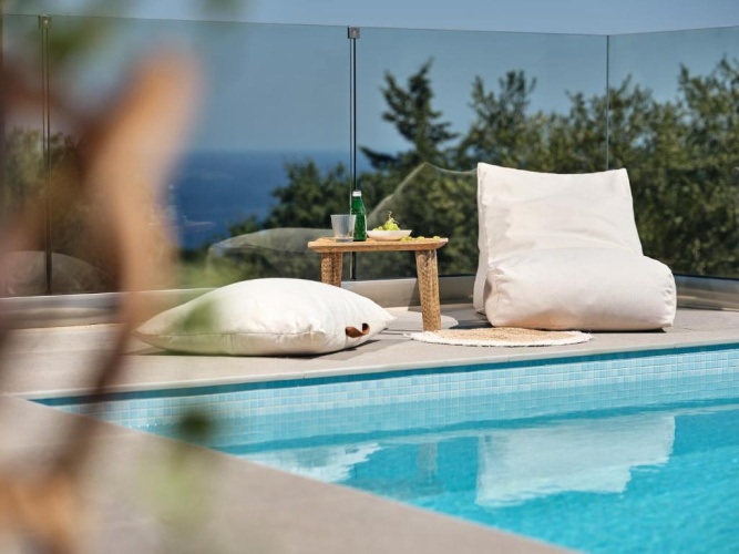 3 Bedrooms Villa