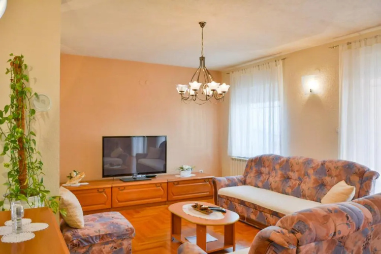 Karlo1 Apartment
