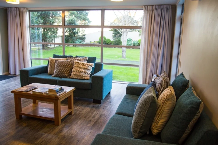 2 Bedrooms Premium Bungalow