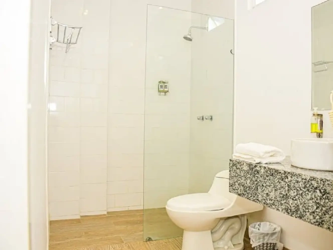 Executive Double room with partial ocean view