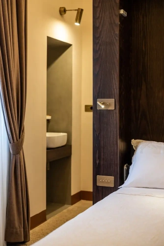 Economy room