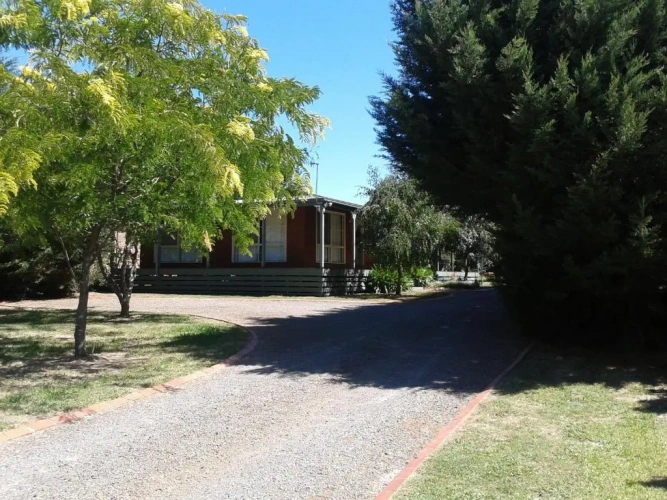 3 Bedrooms Cottage