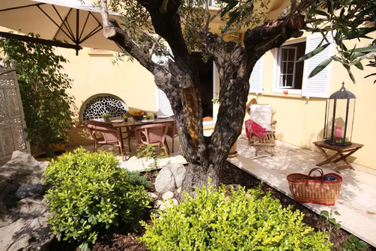 Casa Sultana Over view