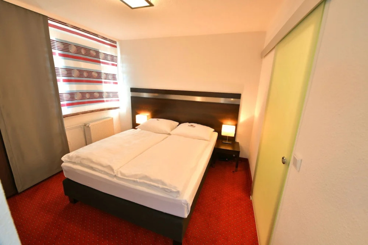 Skyhostel Merseburg