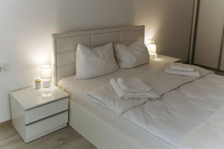 Kings Apartments