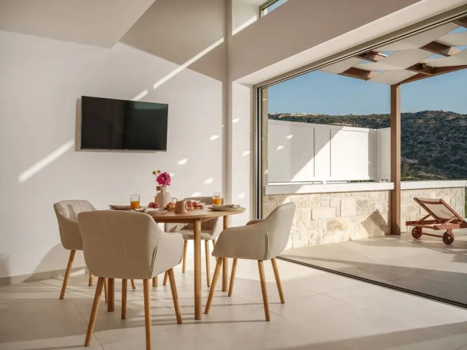 Alyria Sea Side Suites
