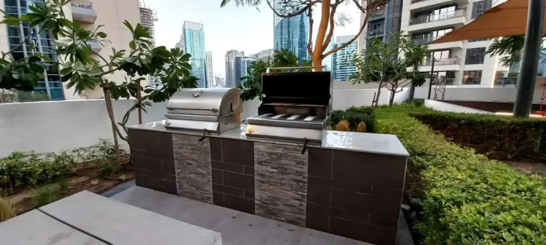 Luxurious Downtown Apt. with stunning views - Image 14