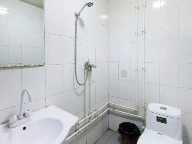 Xinxiang Jidong Hotel