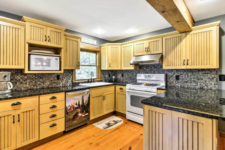 3 Bedrooms Cottage