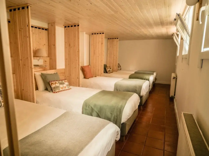 Porto Surf Lodge