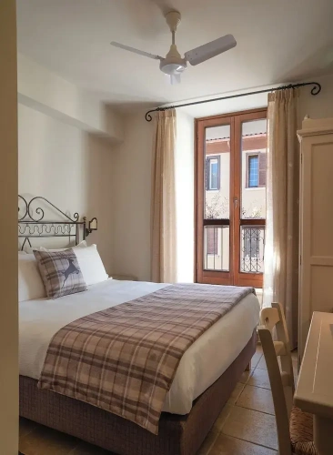 Classic Double room with balcony