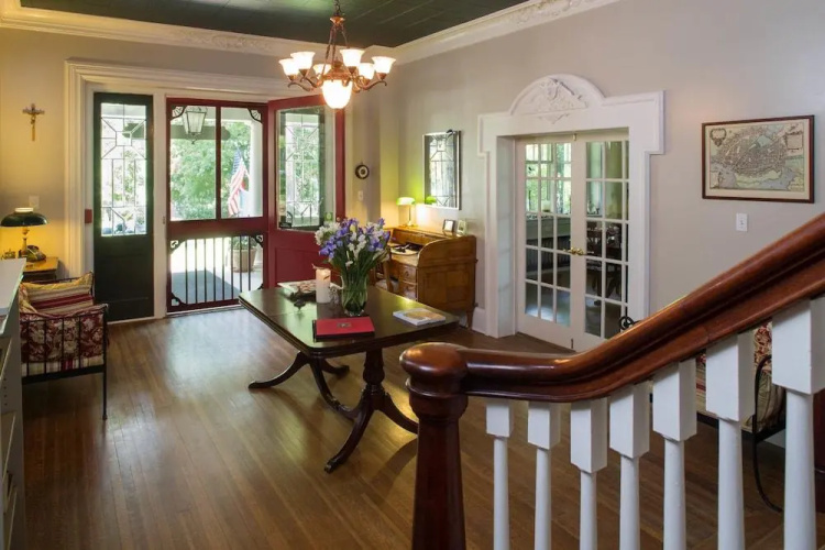 Sweet Biscuit Inn