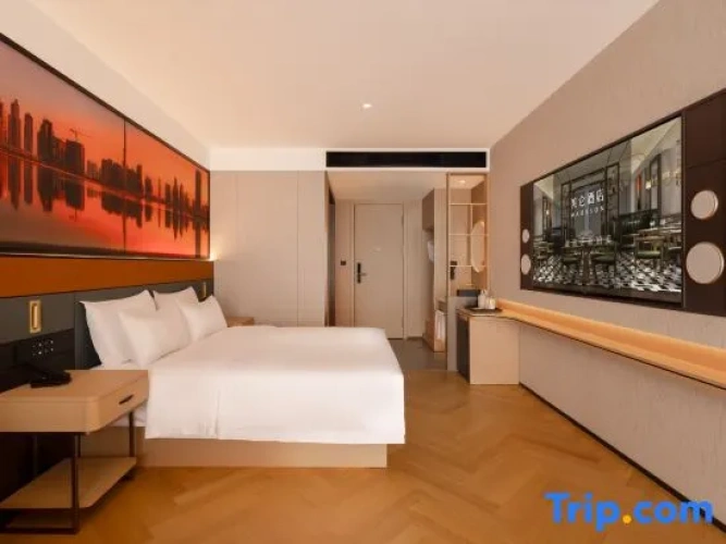 Standard Double room with view