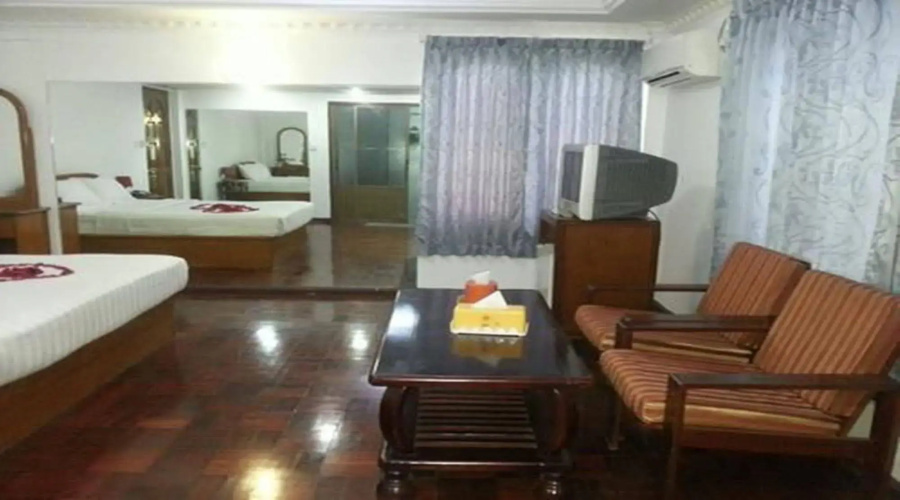 Airport Inn