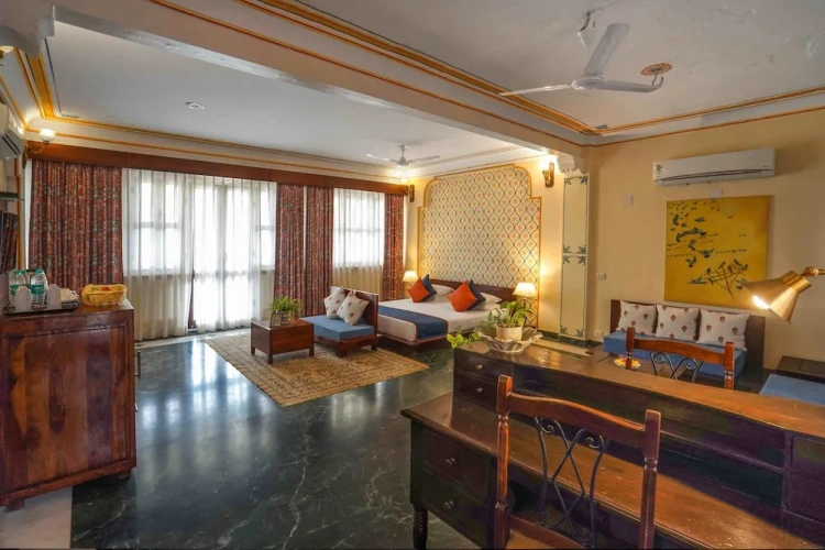 Standard Double room with balcony