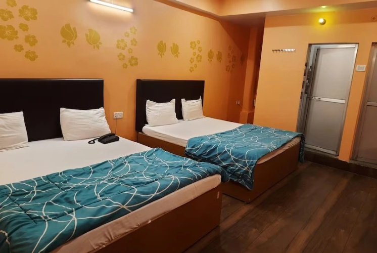 Hotel J.J Residency