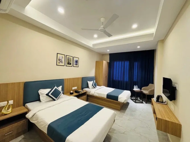Superior Twin room