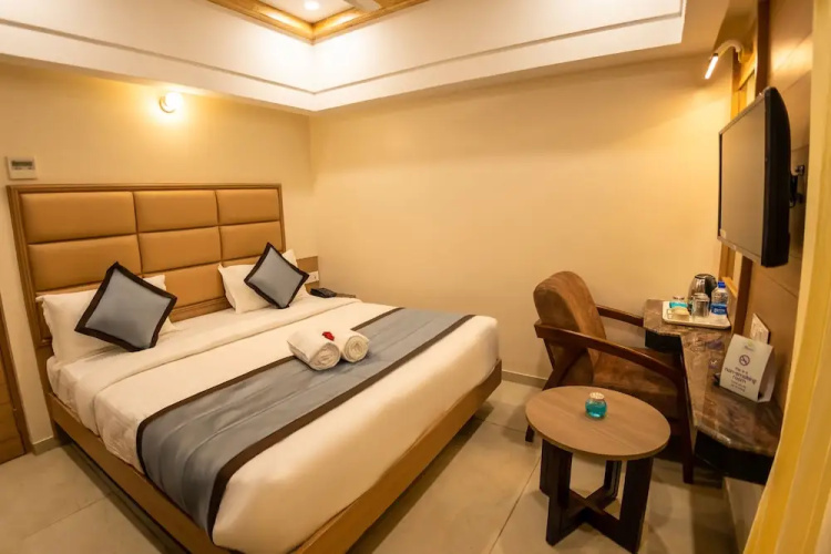 Hotel Grand Sabarees
