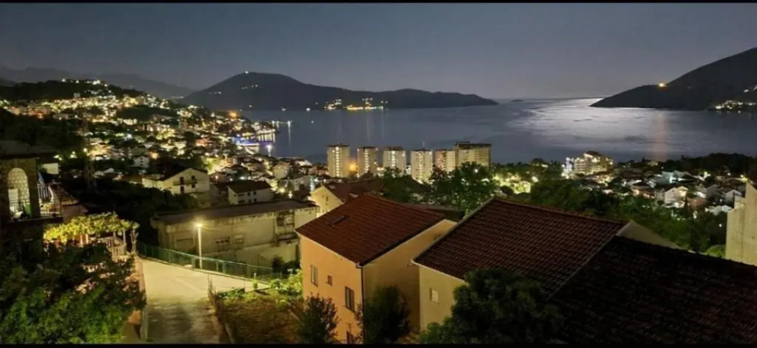 Apartman lux REA1