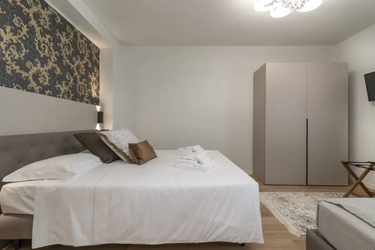 Luxury room
