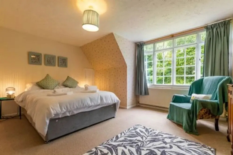 Host Stay Alderfen View