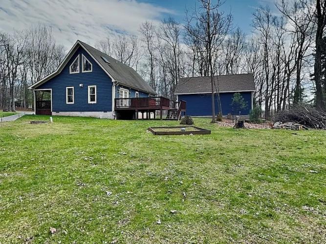 Black Bear Retreat by Taylor Made Deep Creek