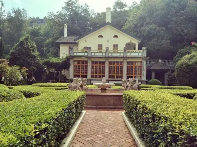 Anning Hot Spring Hotel