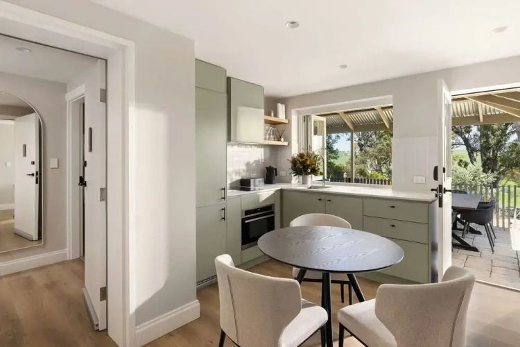 Cottage with garden view