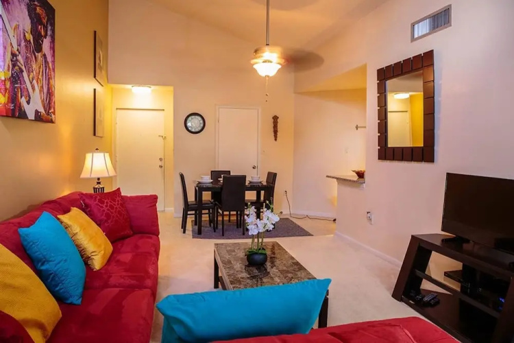 Clean Hole IN ONE Golf Condo