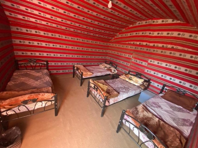 Standard Quadruple room with mountain view