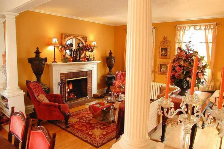 Apple Tree Historic B&B