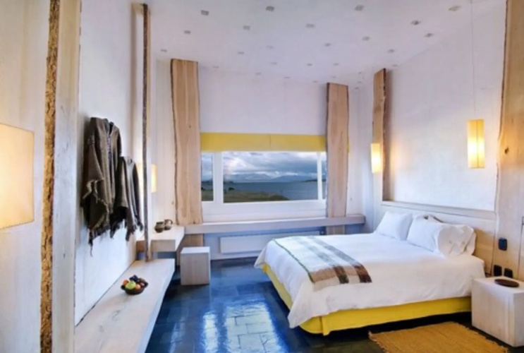Remota Hotel