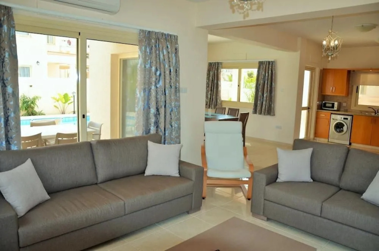Anthorina Villa 18