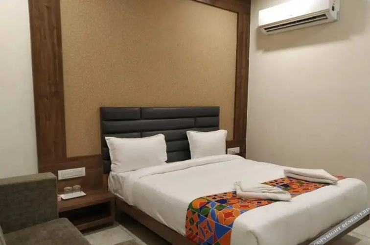 Hotel Krishna Palace
